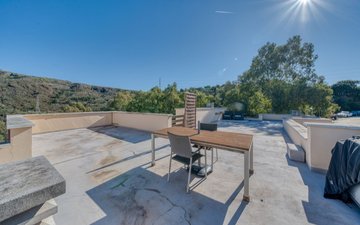 Property slide 44