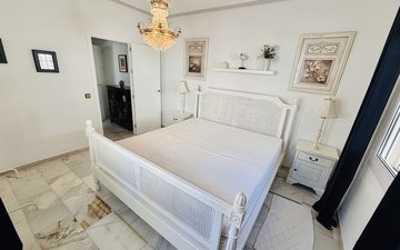 Property slide 23