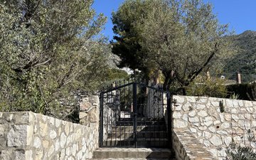 Property slide 7