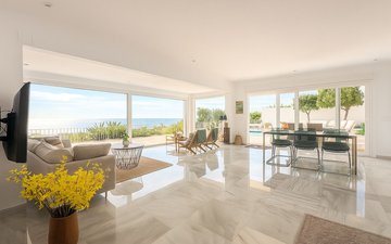 Property slide 18