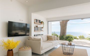 Property slide 20