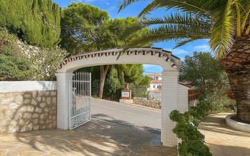 Property slide 45