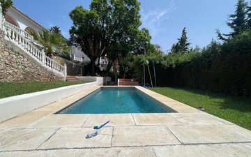 Property slide 7