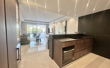 Property slide 18