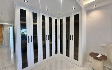 Property slide 44