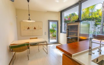 Property slide 50