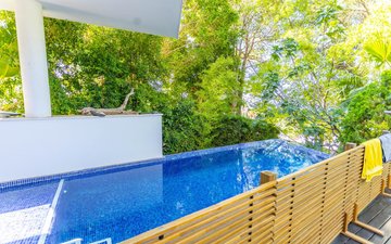 Property slide 52