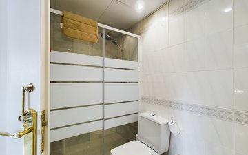 Property slide 20
