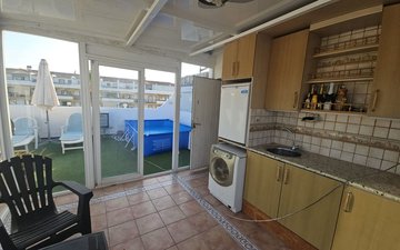 Property slide 44