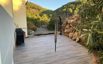 Property slide 18