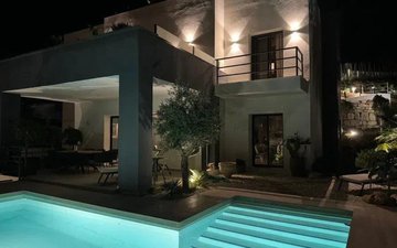 Property slide 34
