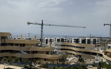Property slide 32
