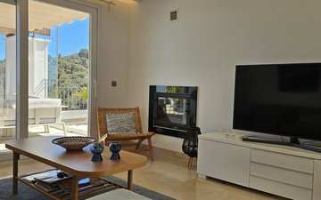 Property slide 24