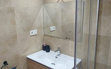 Property slide 24