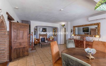 Property slide 21