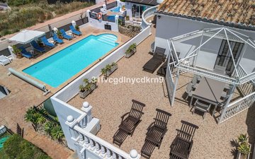 Property slide 52