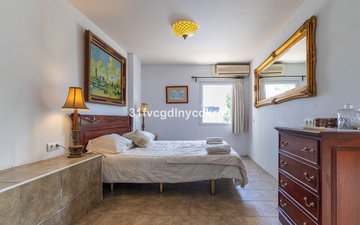 Property slide 67