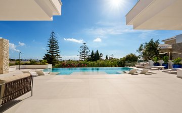 Property slide 10