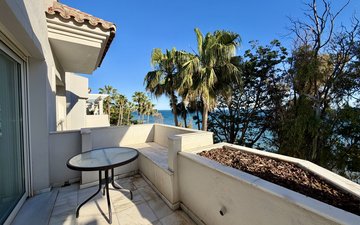 Property slide 17