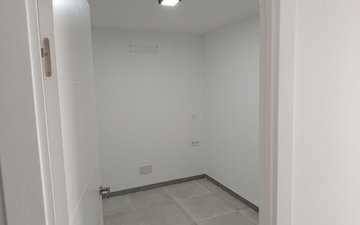 Property slide 20