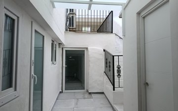 Property slide 37