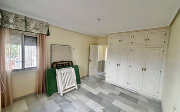 Property slide 16