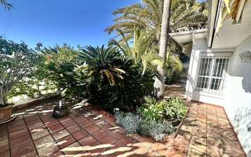 Property slide 34