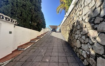 Property slide 45