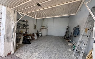 Property slide 47