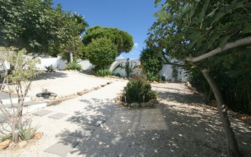 Property slide 20