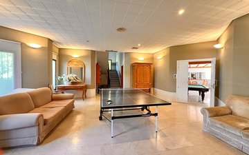 Property slide 17