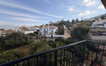 Property slide 16