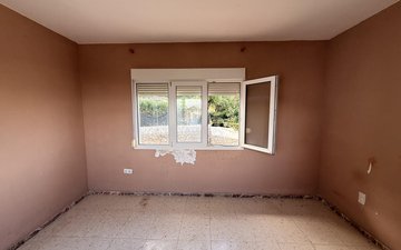 Property slide 21