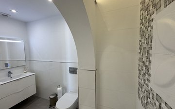 Property slide 37