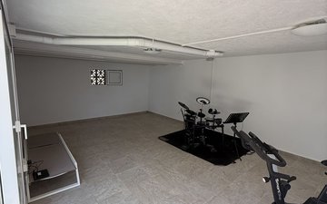 Property slide 50