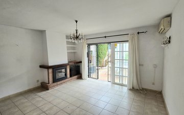 Property slide 23