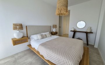 Property slide 33