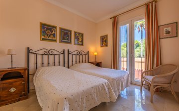 Property slide 35