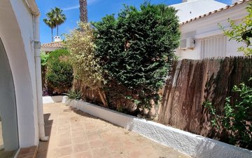 Property slide 15