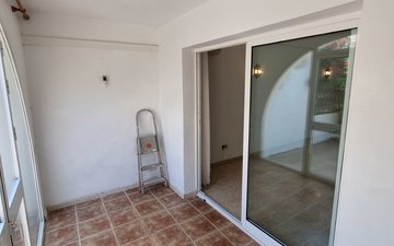 Property slide 16