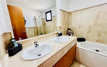 Property slide 10