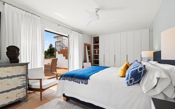 Property slide 21