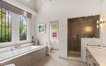 Property slide 24