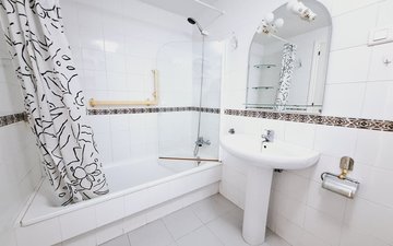 Property slide 17