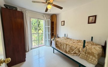 Property slide 25