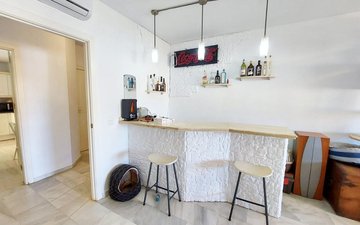 Property slide 20