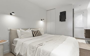 Property slide 22
