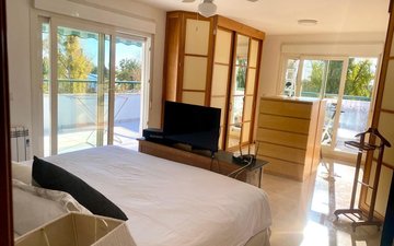 Property slide 17
