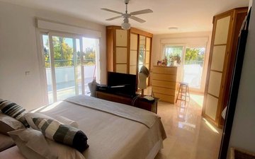 Property slide 18