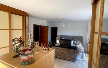 Property slide 21